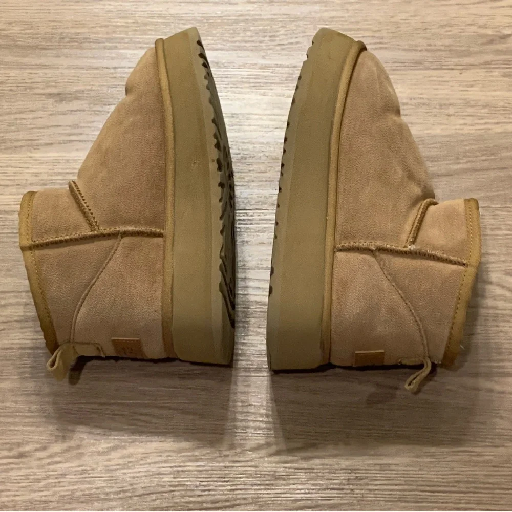 UGG Classic Ultra Mini Platform Boots in Chestnut Size 10 - Picture 9 of 16